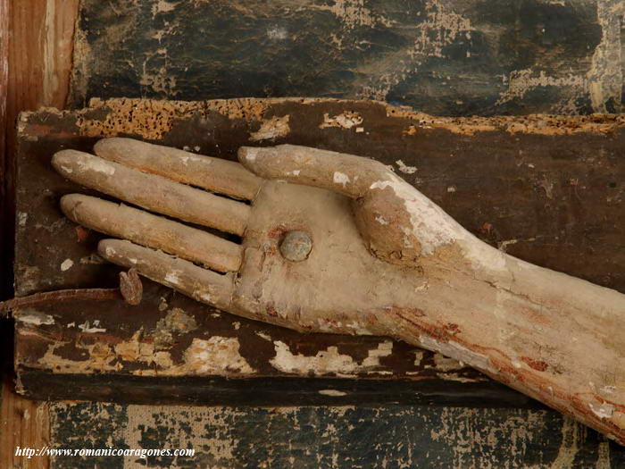 DETALLE DE LA MANO DERECHA